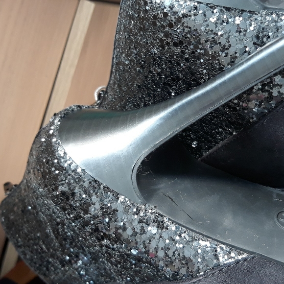 NWOT Black Glittered Stiletto Ankle Booties. Size 11 - Picture 6 of 6